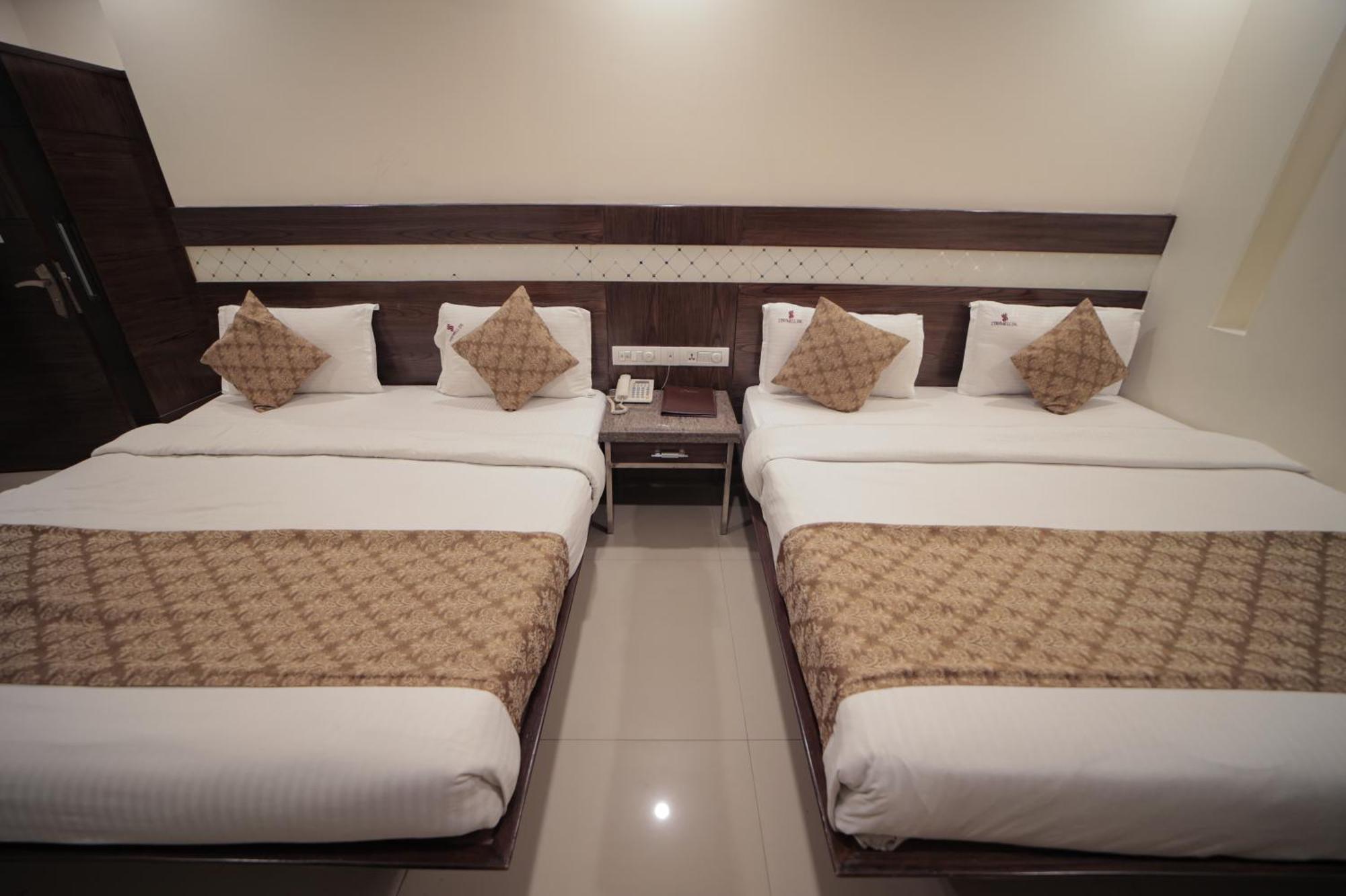 Hotel Stay Well Dx Нью-Дели Экстерьер фото